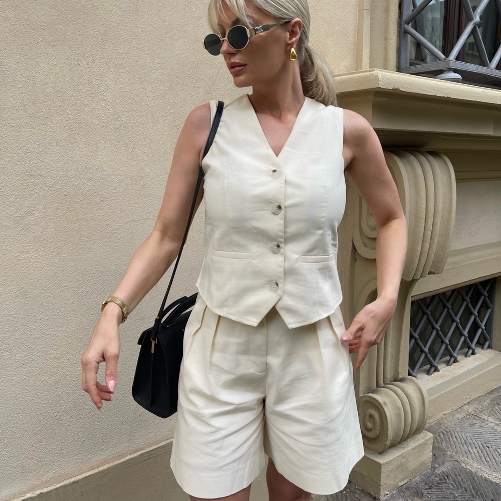 Ivory linen vest short set